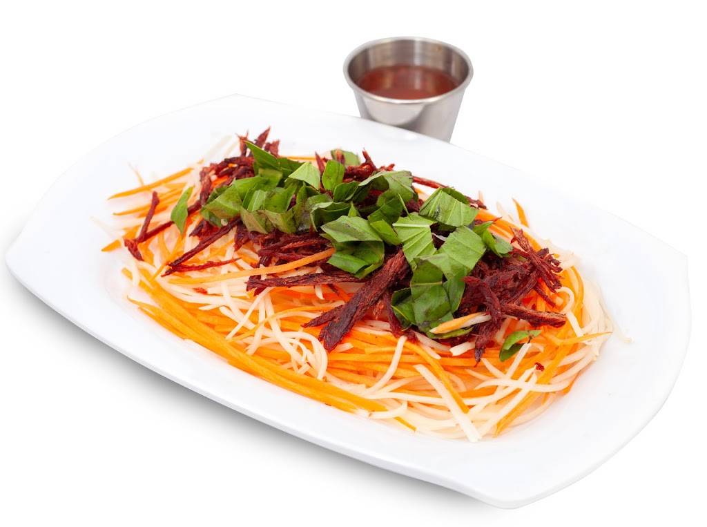 Miss Pho | restaurant | 3830 Boulevard de la Côte-Vertu Suite 200, Saint-Laurent, QC H4R 1P8, Canada | 5143366477 OR +1 514-336-6477