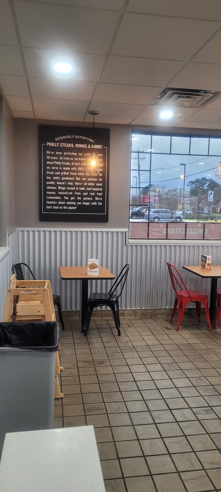 Charleys Cheesesteaks and Wings | restaurant | 556 Newtown Rd, Virginia Beach, VA 23462, USA | 7579372499 OR +1 757-937-2499