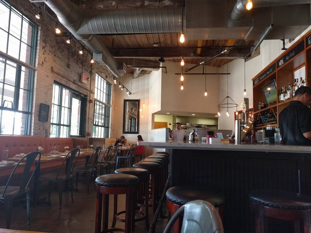 Avenue N | restaurant | 20 Newman Ave, Rumford, RI 02916, USA | 4012702836 OR +1 401-270-2836