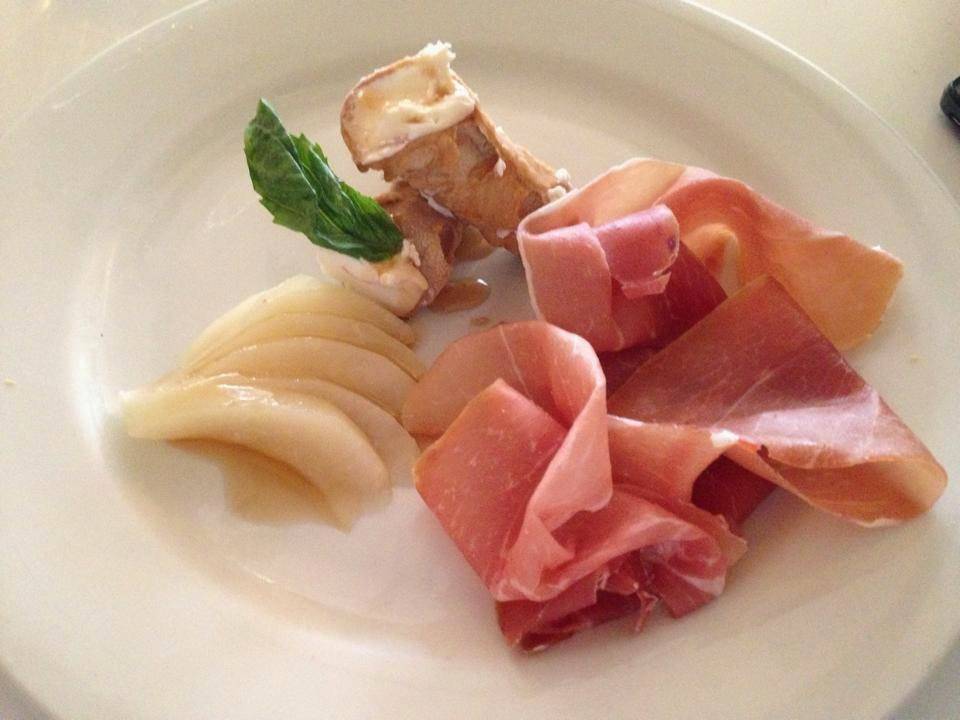 Pasta E Pani By Salvatore | restaurant | 1340 N Great Neck Rd, Virginia Beach, VA 23454, USA | 7574223232 OR +1 757-422-3232