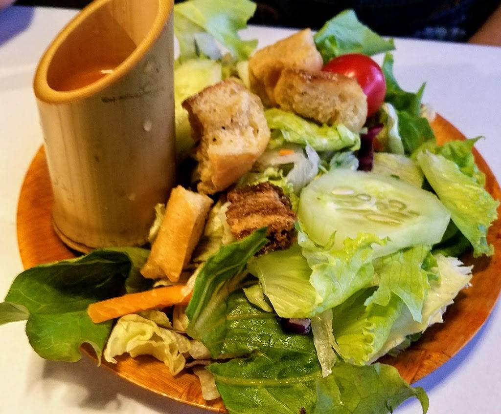 The Pink Chihuahua | restaurant | 700 La Salle St, Ottawa, IL 61350, USA | 8153245227 OR +1 815-324-5227