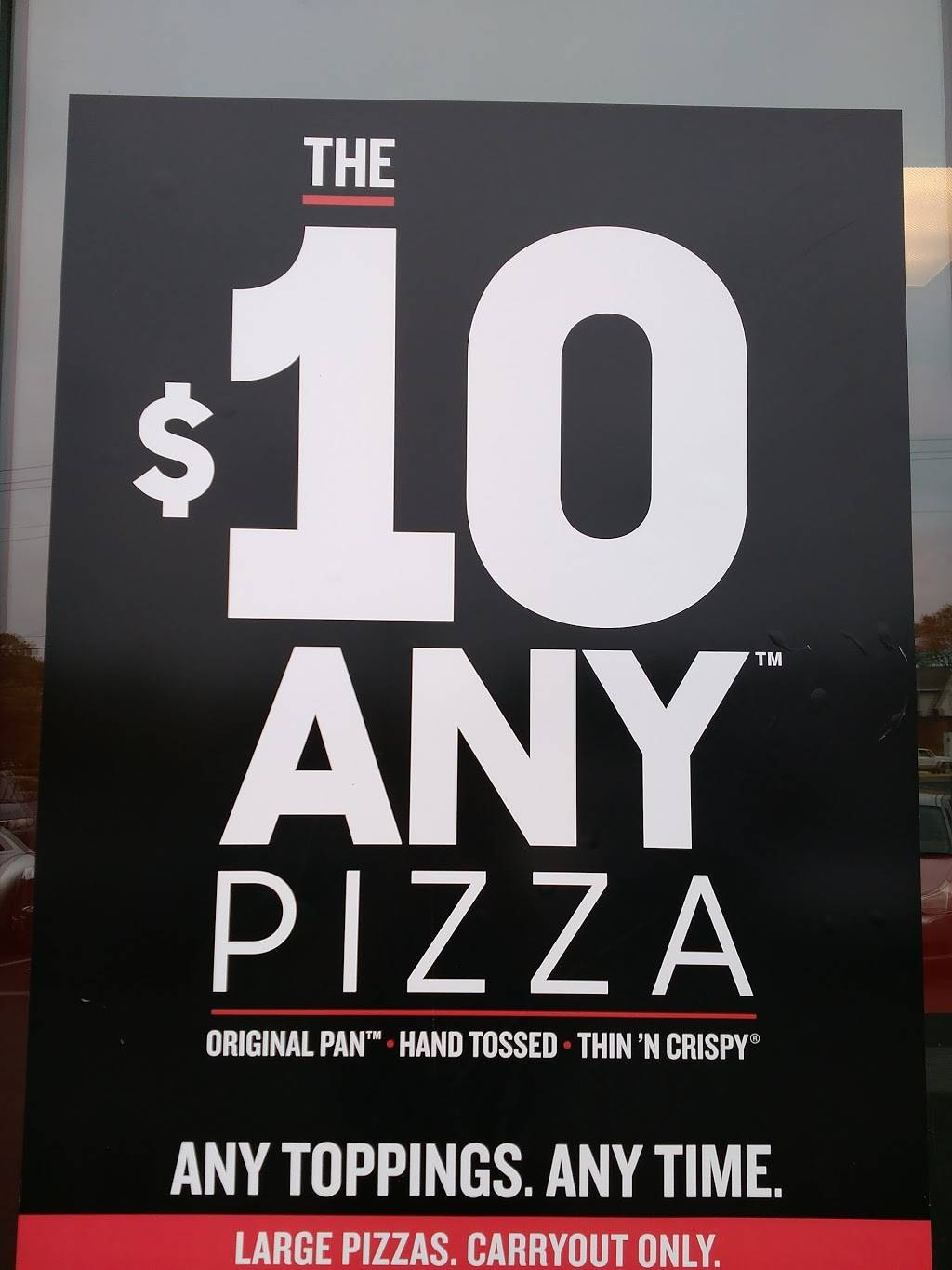 Pizza Hut | restaurant | 4217 N Main St # 102, Dayton, OH 45405, USA | 9372779000 OR +1 937-277-9000