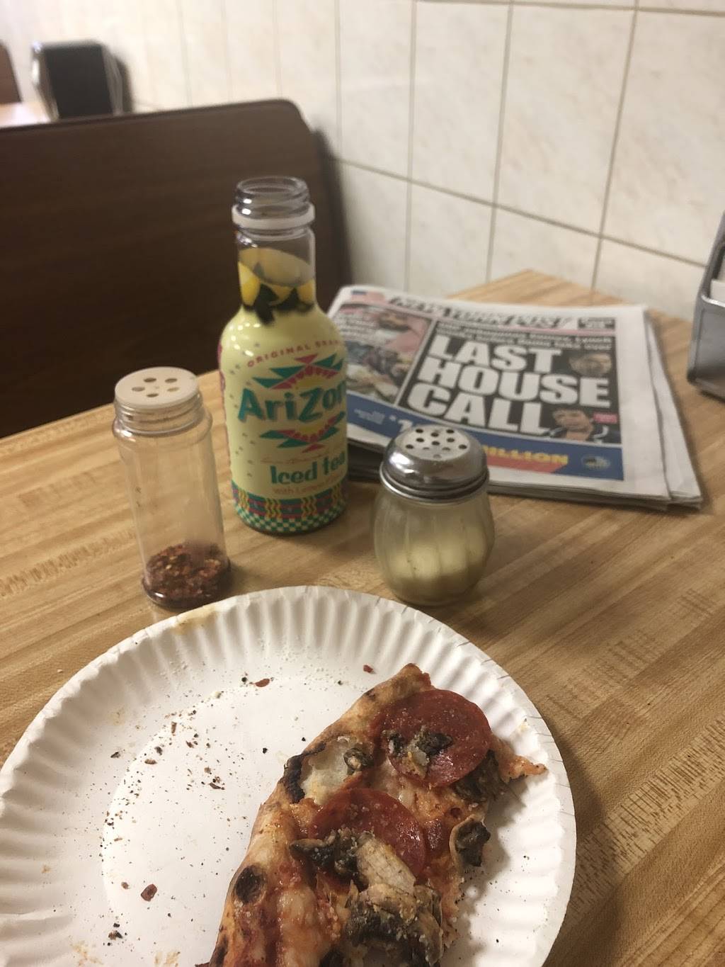 Bonos Pizzeria | restaurant | 1397 Brentwood Rd, Bay Shore, NY 11706, USA | 6316661151 OR +1 631-666-1151