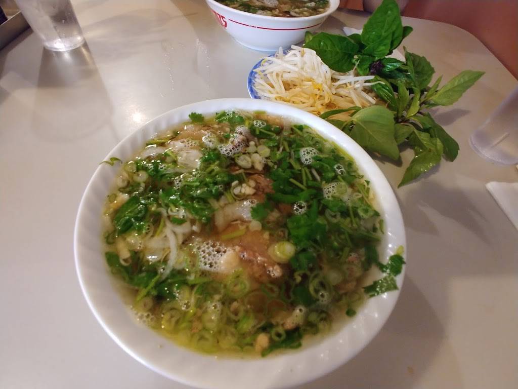 Pho 75 | restaurant | 1510 University Blvd E, Langley Park, MD 20783, USA | 3014347844 OR +1 301-434-7844