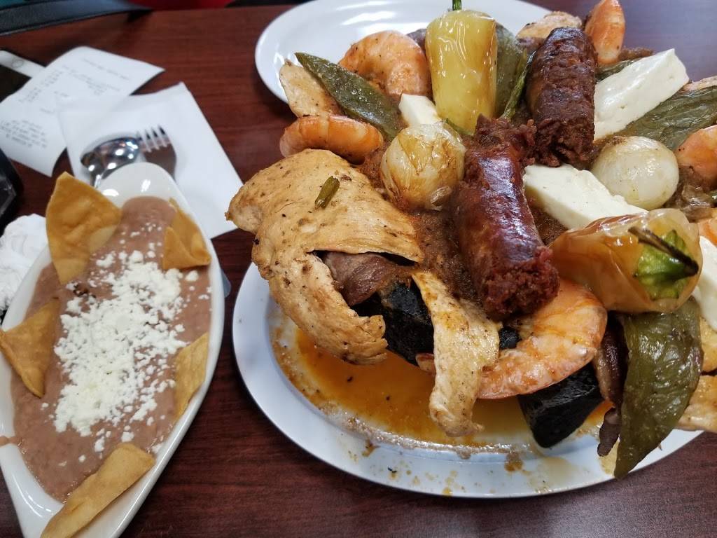 Tortas Ahogadas Las Originales | restaurant | 11541 Laurel Canyon Blvd, San Fernando, CA 91340, USA | 8188376883 OR +1 818-837-6883