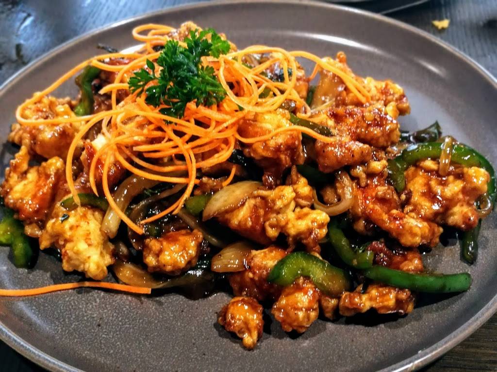 Nikita | restaurant | 4036 Coldwater Rd, Fort Wayne, IN 46805, USA | 2607550563 OR +1 260-755-0563