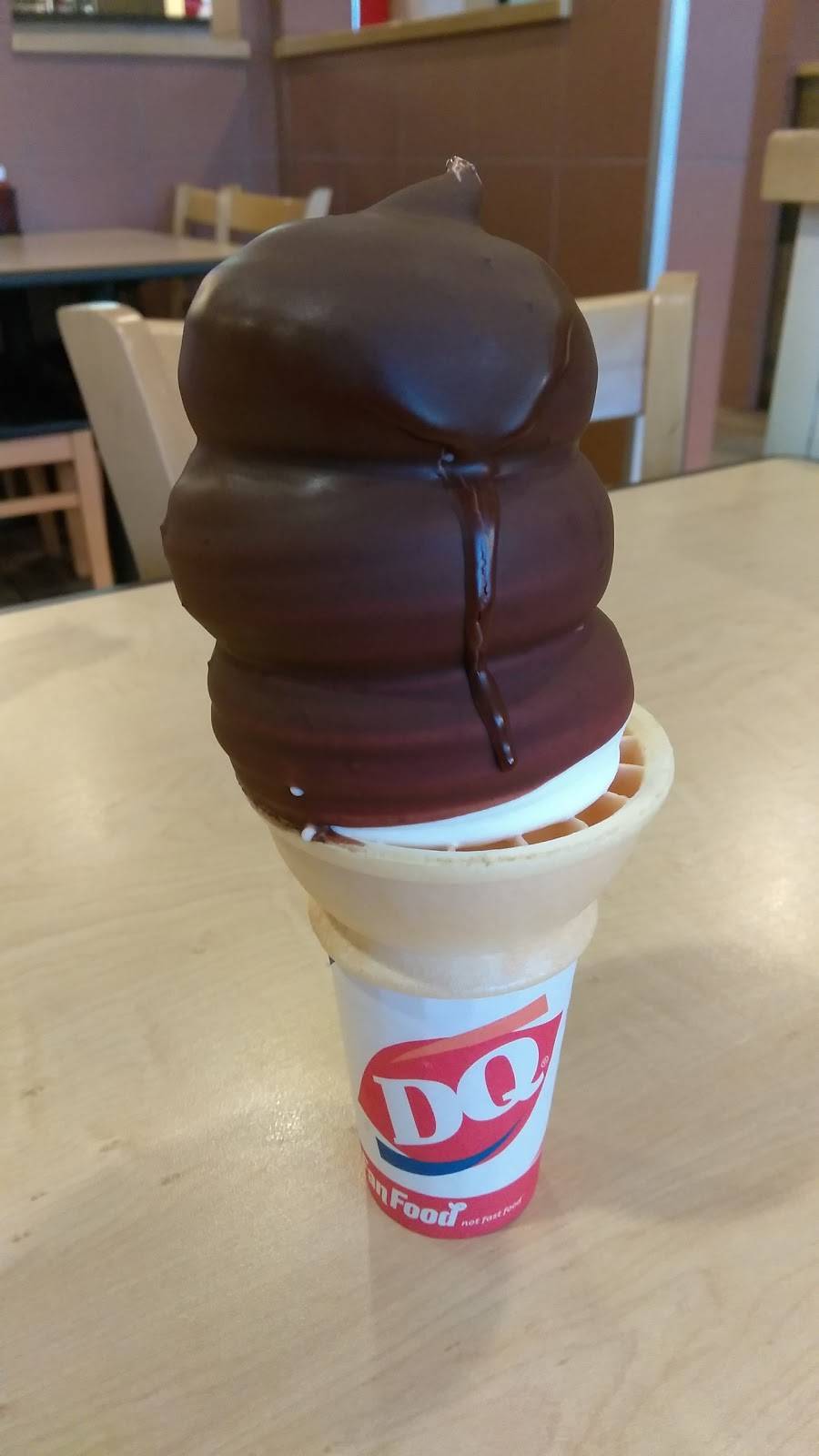 Dairy Queen Grill & Chill | restaurant | 4895 Golden Gate Pkwy, Naples, FL 34116, USA | 2394556700 OR +1 239-455-6700