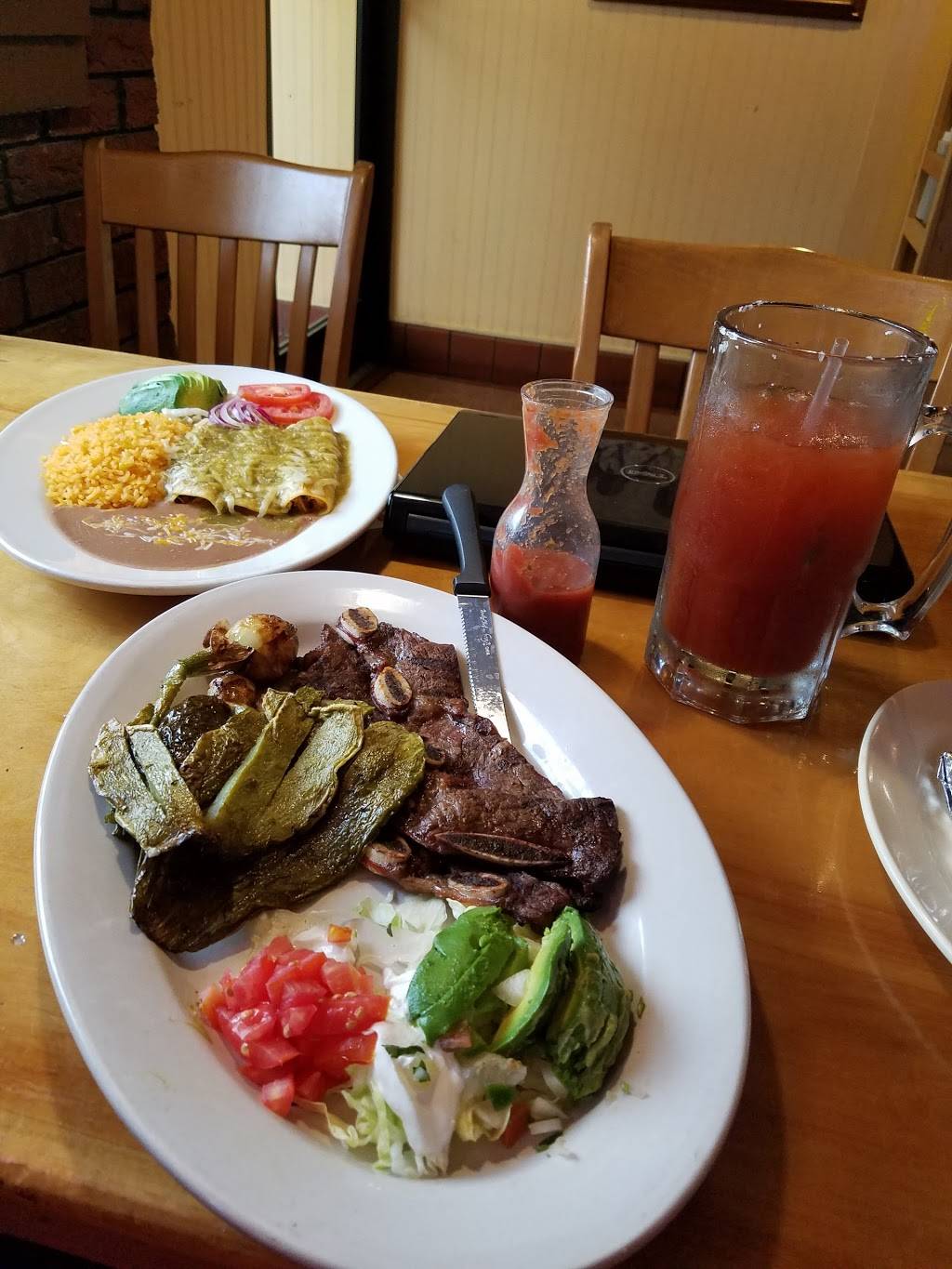 Don Betos Tacos | restaurant | 720 Ricks Rd, Selma, NC 27576, USA | 9192024566 OR +1 919-202-4566