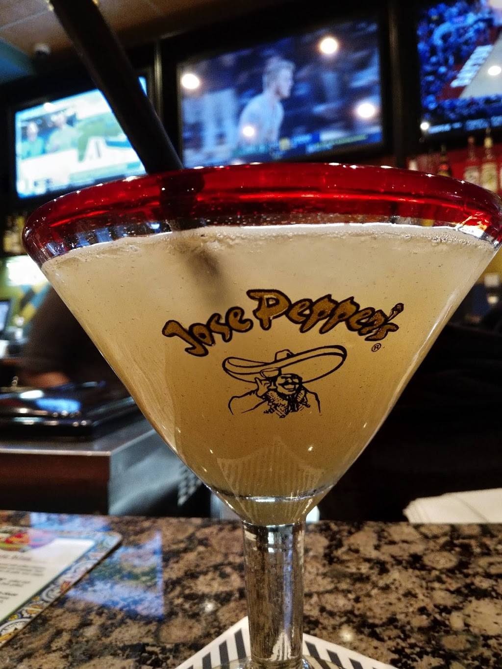 Jose Peppers Mexican Restaurant | restaurant | 16605 Midland Dr, Shawnee, KS 66217, USA | 9136311011 OR +1 913-631-1011