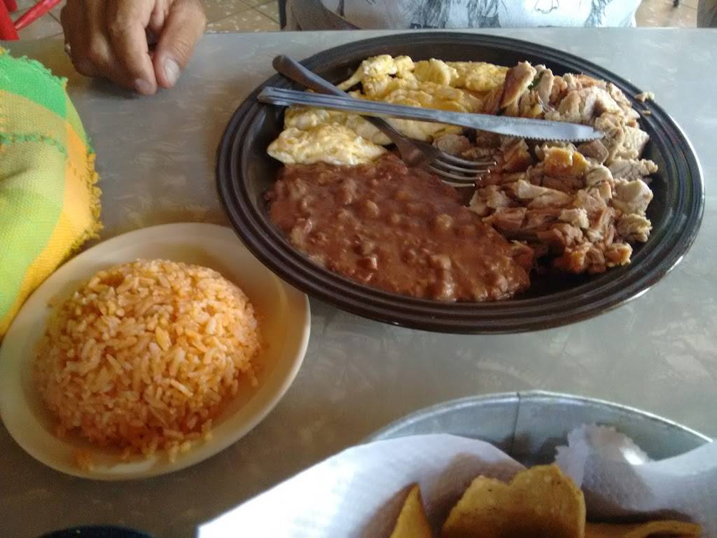 Carnitas Michoacan | restaurant | Blvd. Benito Juárez 291, Predios Urbanos, 22710 Rosarito, B.C., Mexico | 016616121062 OR +52 661 612 1062