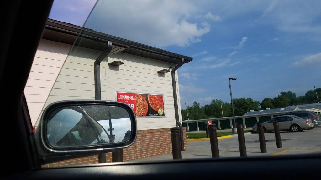 Caseys | restaurant | 302 N Devoe St, Lone Tree, IA 52755, USA | 3196294469 OR +1 319-629-4469