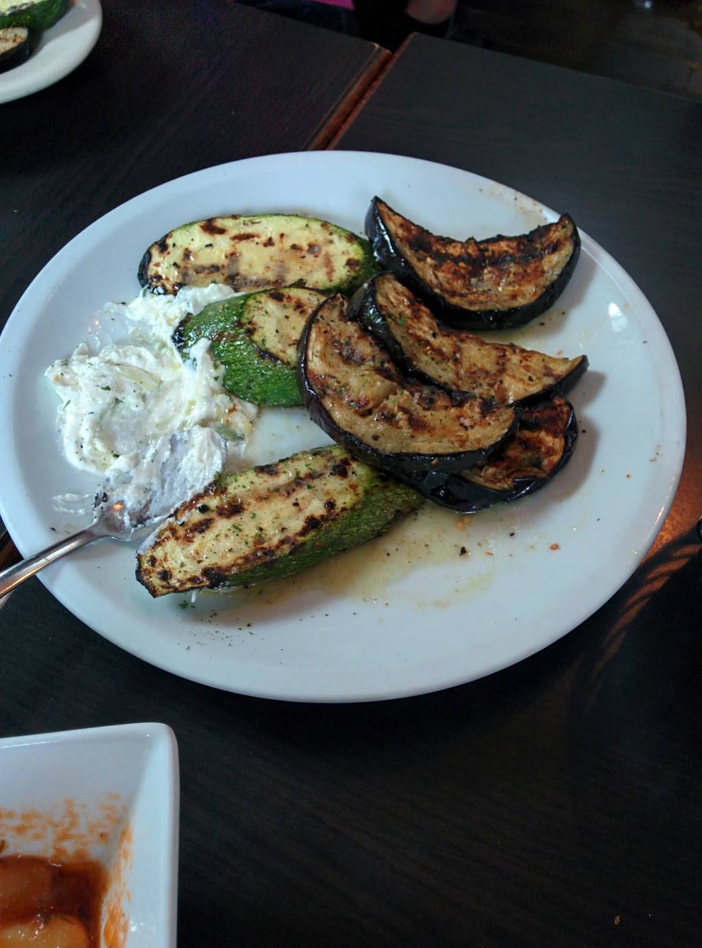 Lezvos | restaurant | 429 Rue Principale, Saint-Sauveur, QC J0R 1R4, Canada | 4502274170 OR +1 450-227-4170