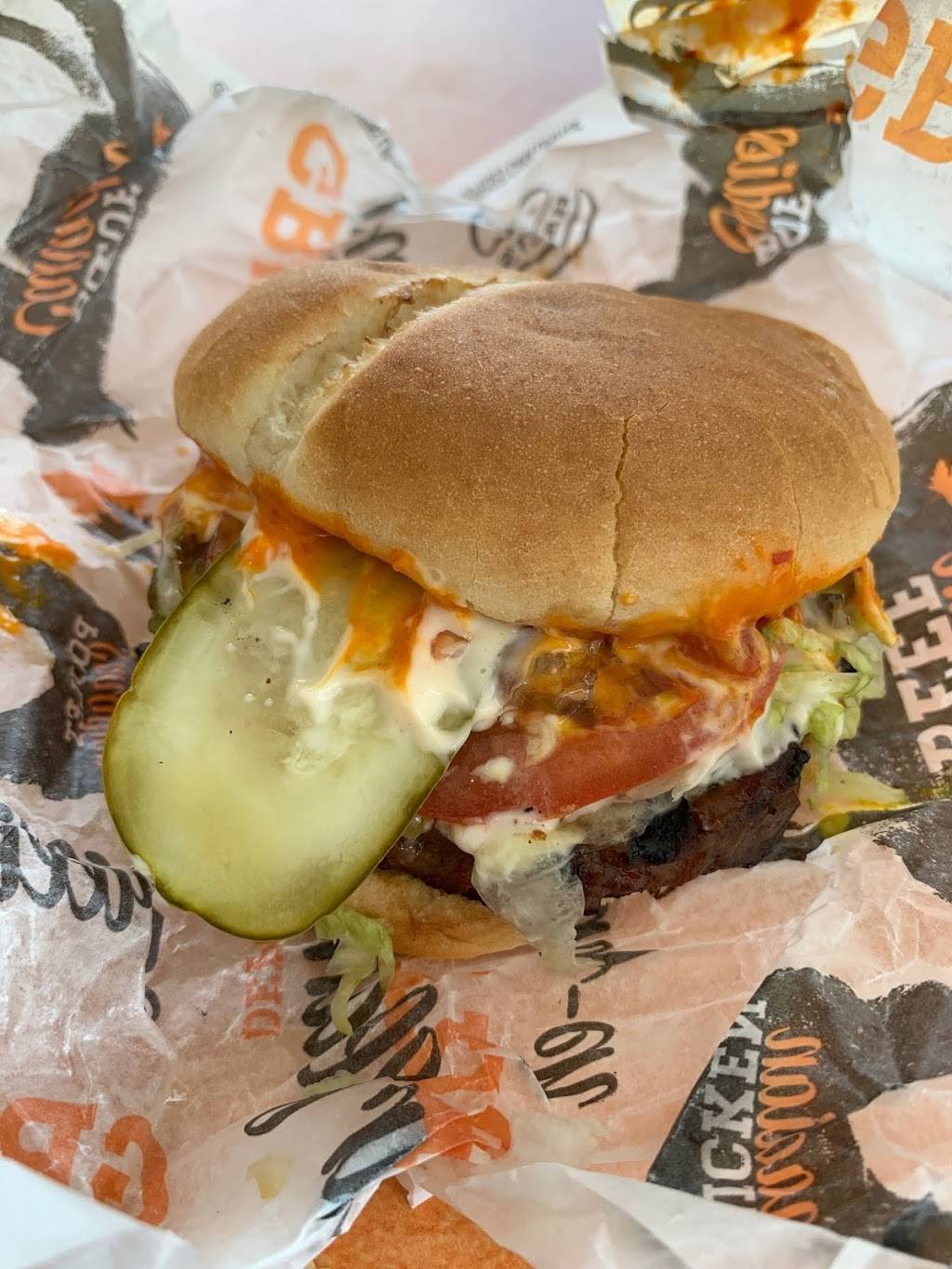 Harveys | restaurant | 1946 Robertson Rd, Nepean, ON K2H 5B9, Canada | 6138290811 OR +1 613-829-0811