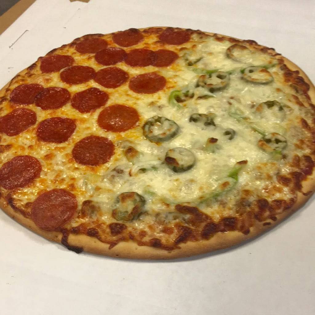 Cholies Pizza | restaurant | 3711 W 63rd St, Chicago, IL 60629, USA | 7737678600 OR +1 773-767-8600