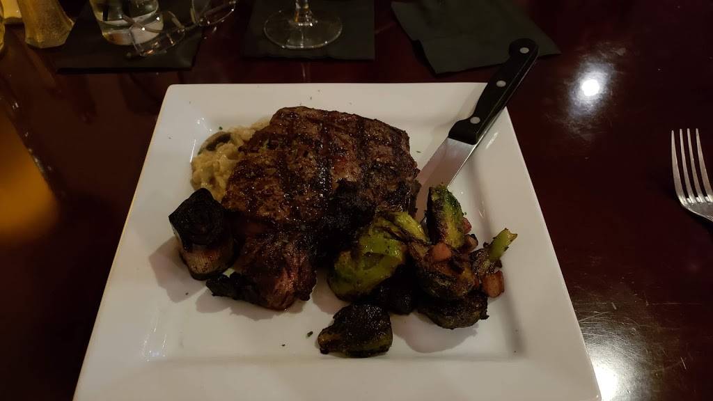 Jeffs Inviting Food and Spirits | restaurant | 1904 N Tustin St, Orange, CA 92865, USA | 7149988282 OR +1 714-998-8282