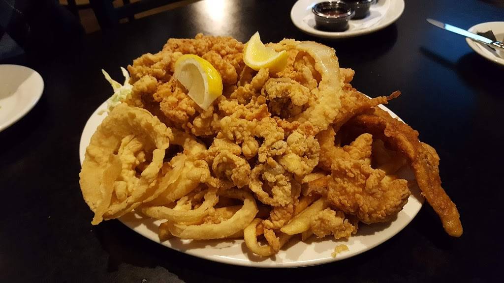 The Fresh Catch | restaurant | 30 Chauncy St, Mansfield, MA 02048, USA | 5083395187 OR +1 508-339-5187