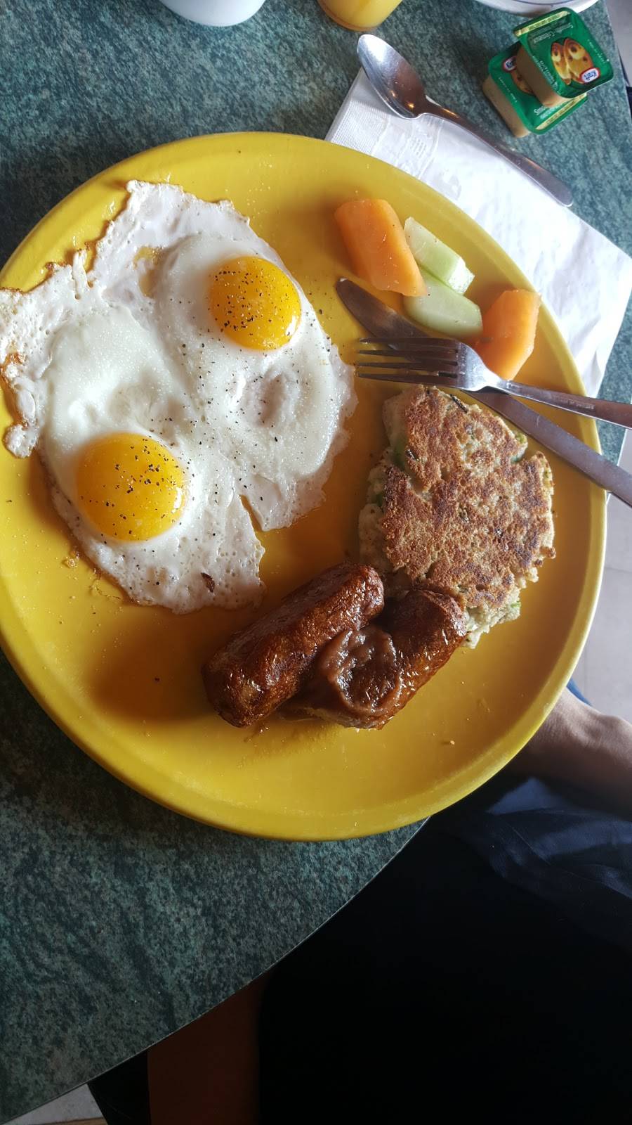 Durham Cafe | restaurant | 102 William St S, Lindsay, ON K9V 3B1, Canada | 7058783853 OR +1 705-878-3853