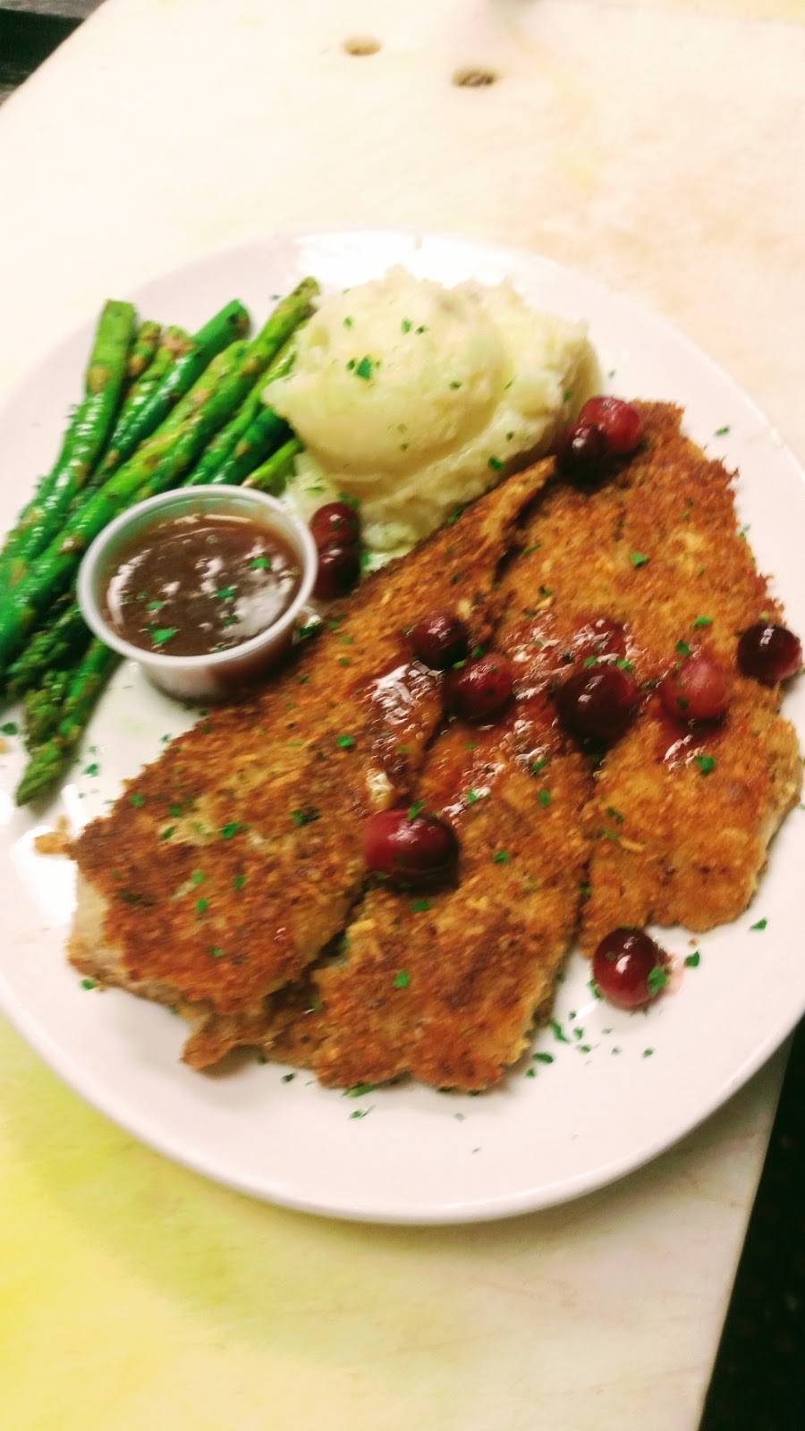 Lapiazza Ristorante | restaurant | 435 W Division St, Coal City, IL 60416, USA | 8156348300 OR +1 815-634-8300