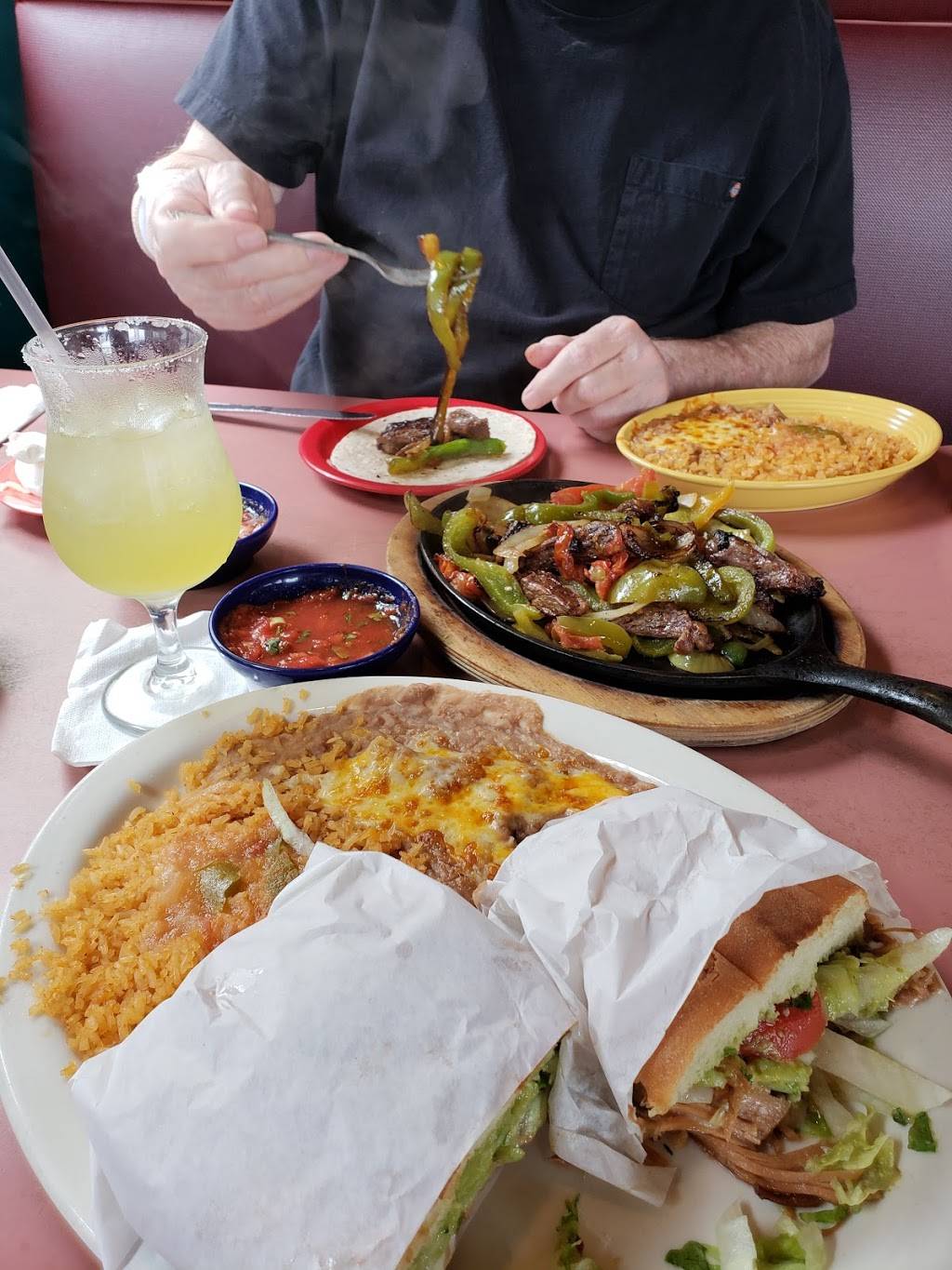 Green Onion Mexican Restaurant | restaurant | 145 W 6th St, San Pedro, CA 90731, USA | 3105190631 OR +1 310-519-0631