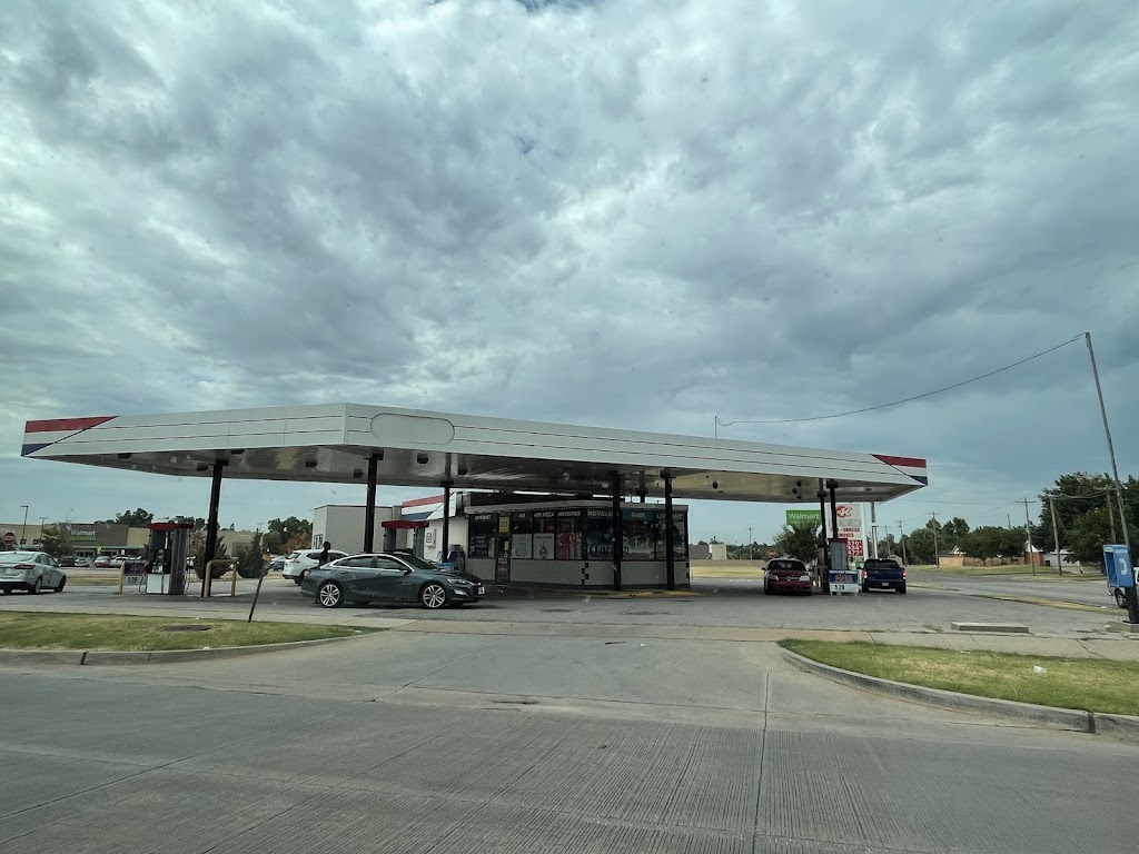 S K GET "N" GO (SMOKE SHOP+ BAIT SHOP) | meal takeaway | 6401 N MacArthur Blvd, Warr Acres, OK 73132, USA | 4057028033 OR +1 405-702-8033