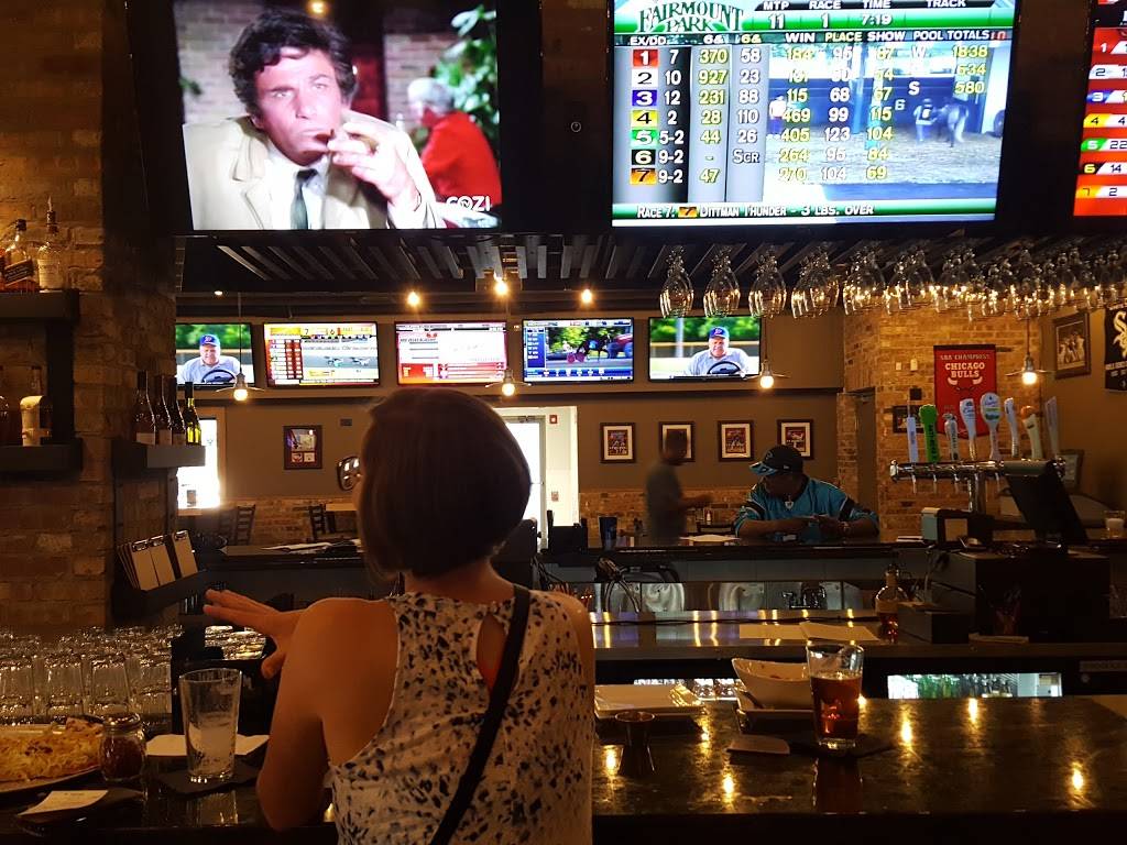 Post Time Sports Bar & Grille | restaurant | 13860 Rockland Rd, Libertyville, IL 60048, USA | 8473677170 OR +1 847-367-7170