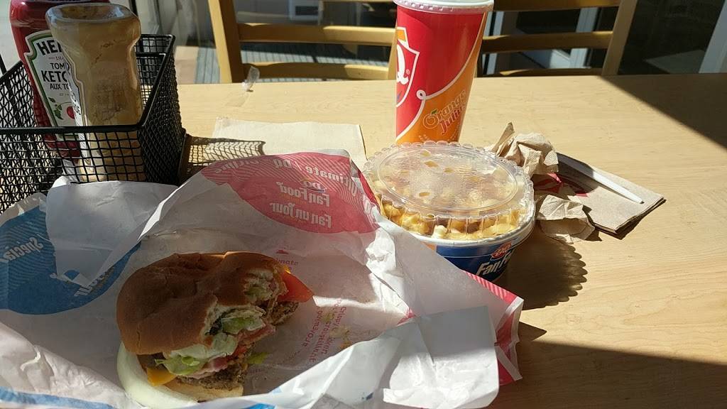 Dairy Queen Grill & Chill | restaurant | 3767 Spratt Rd Unit 1, Ottawa, ON K1V 2P3, Canada | 6138223002 OR +1 613-822-3002