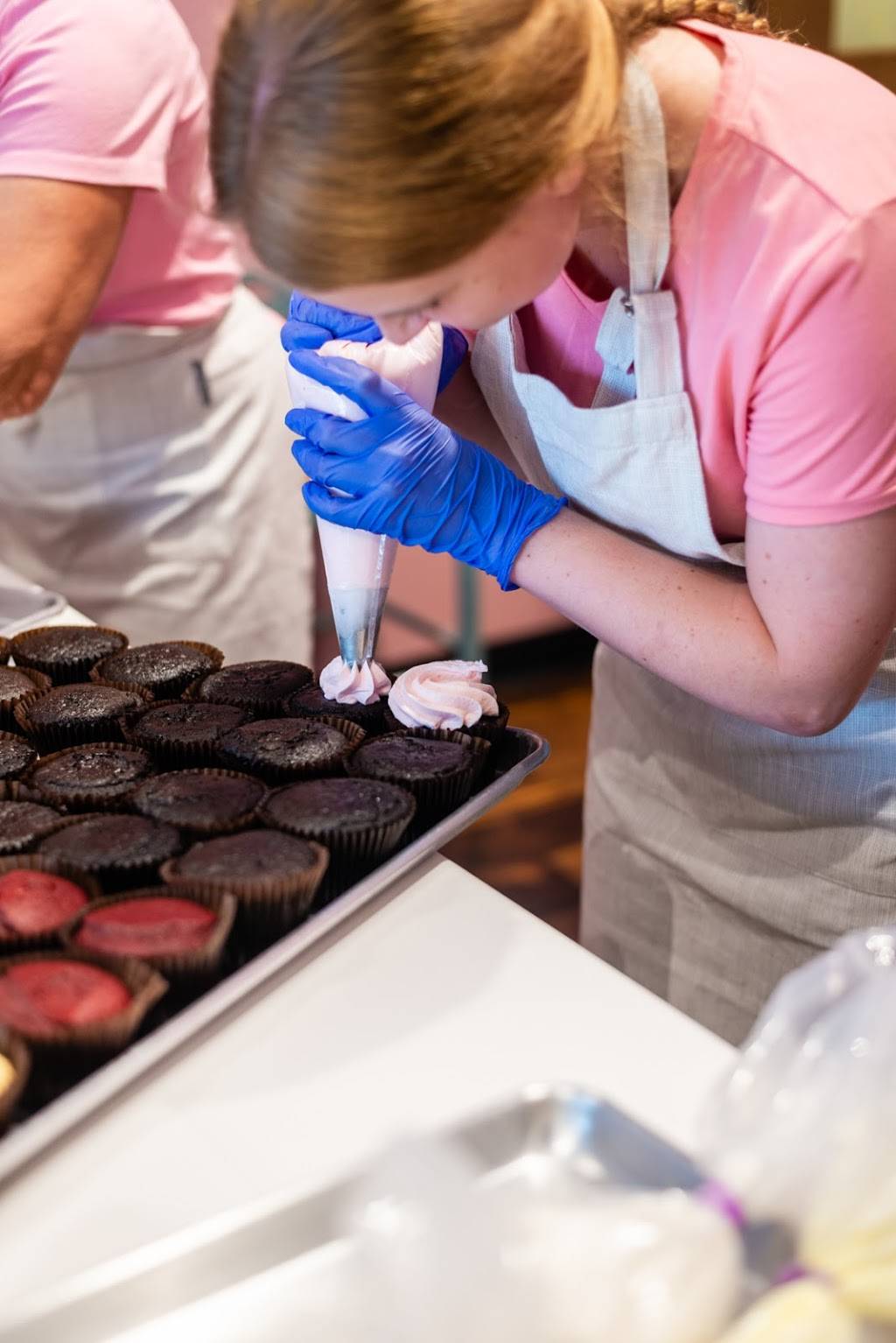 Smallcakes Lawrence | restaurant | 4801 Bauer Farm Drive F, Lawrence, KS 66049, USA | 7858561141 OR +1 785-856-1141