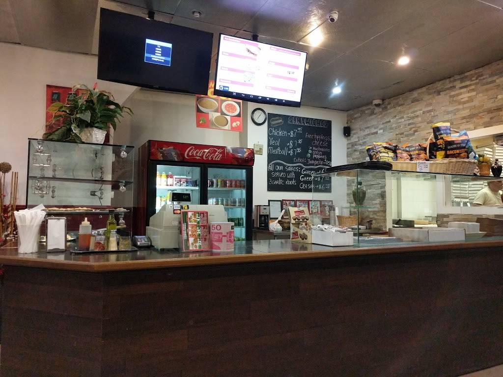 Calabrese Pizza | restaurant | 3019 Lake Shore Blvd W, Etobicoke, ON M8V 1K2, Canada | 4165030999 OR +1 416-503-0999