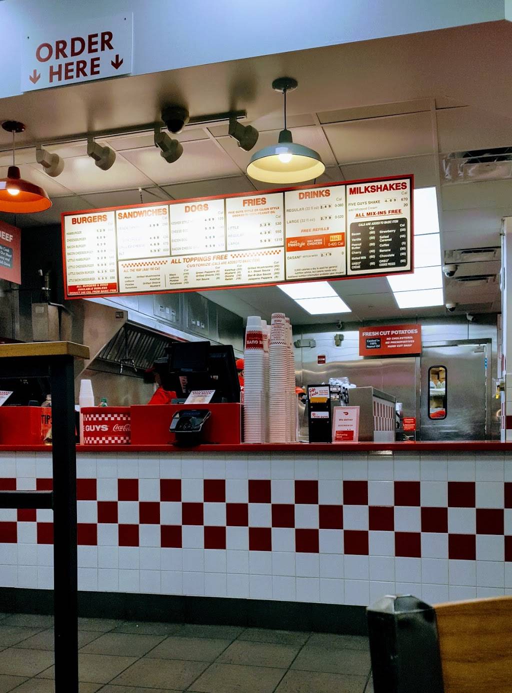 Five Guys | meal takeaway | 3600 Boston St, Baltimore, MD 21224, USA | 4105221580 OR +1 410-522-1580