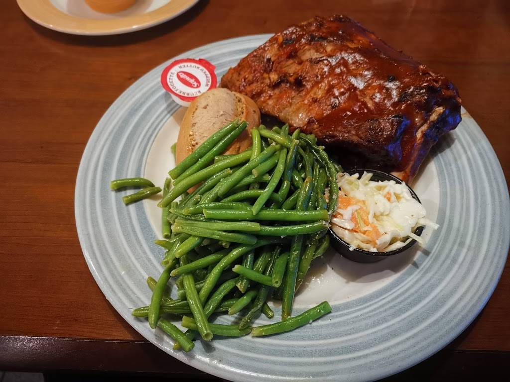 Swiss Chalet | restaurant | 4555 Hurontario St Unit 1, Mississauga, ON L4Z 3L9, Canada | 9058909330 OR +1 905-890-9330