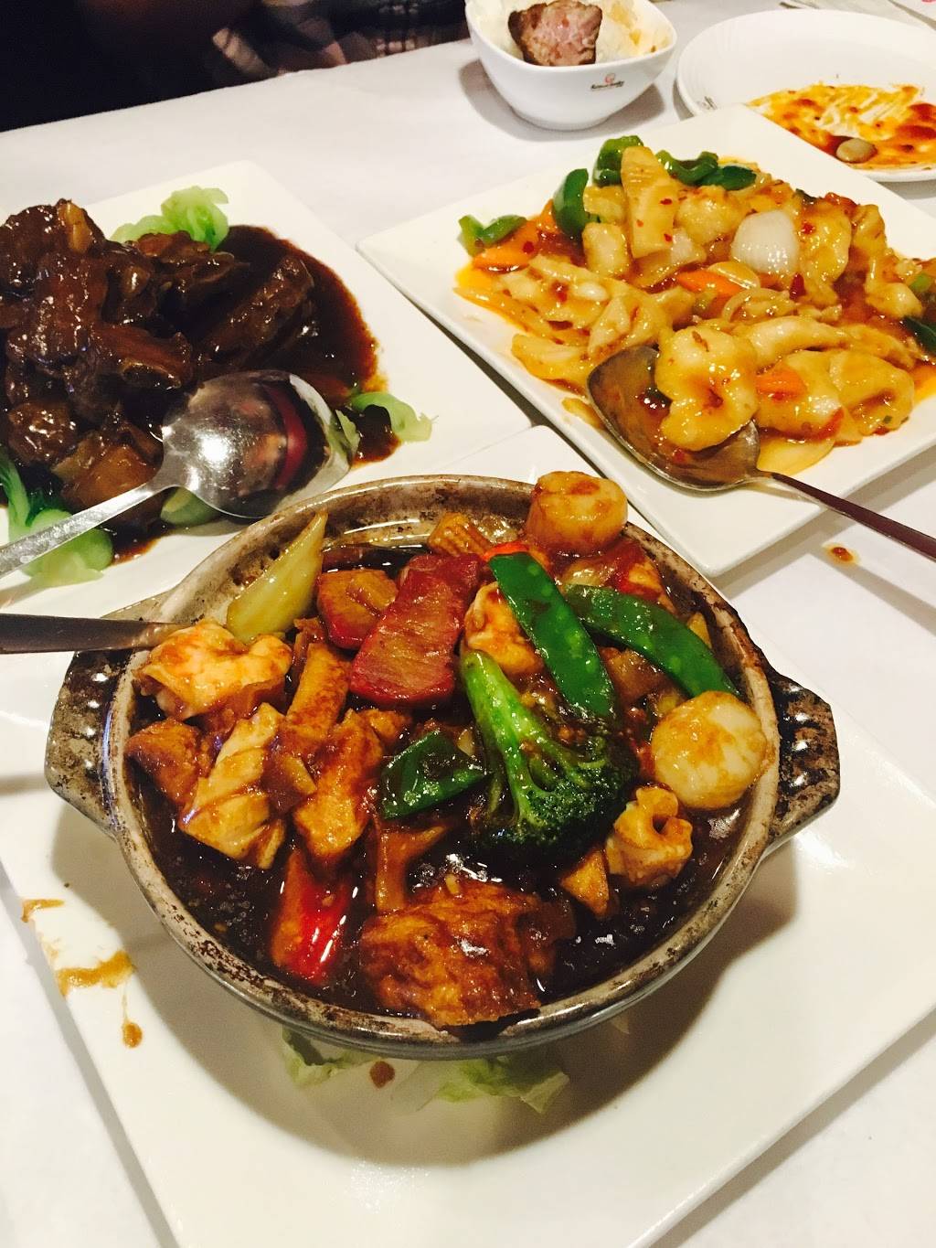 Rainbow Garden | restaurant | 1402 S Neil St, Champaign, IL 61820, USA | 2173982670 OR +1 217-398-2670