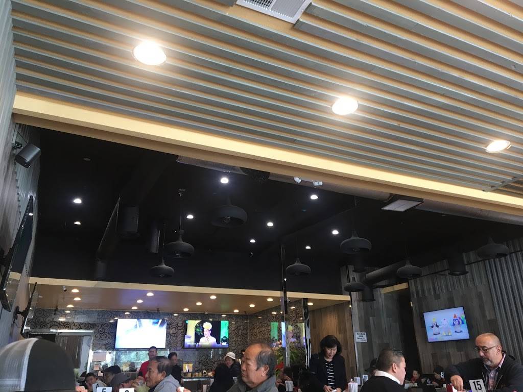 Pho Bucks | restaurant | 5127 W Edinger Ave suite d, Santa Ana, CA 92704, USA | 6572189351 OR +1 657-218-9351