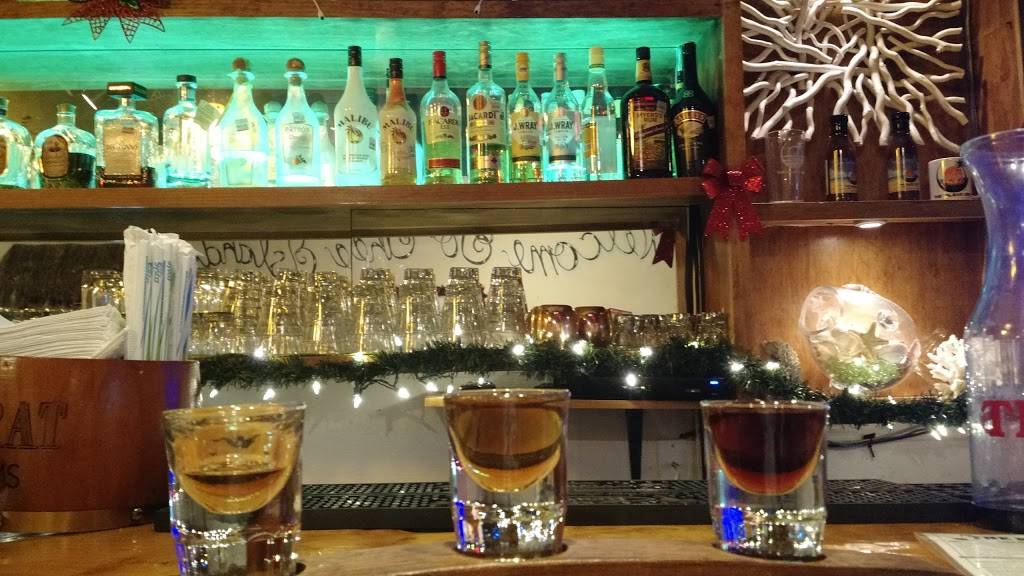 The Island Spot | restaurant | 2661 Midway Rd #105, Carrollton, TX 75006, USA | 9724477000 OR +1 972-447-7000