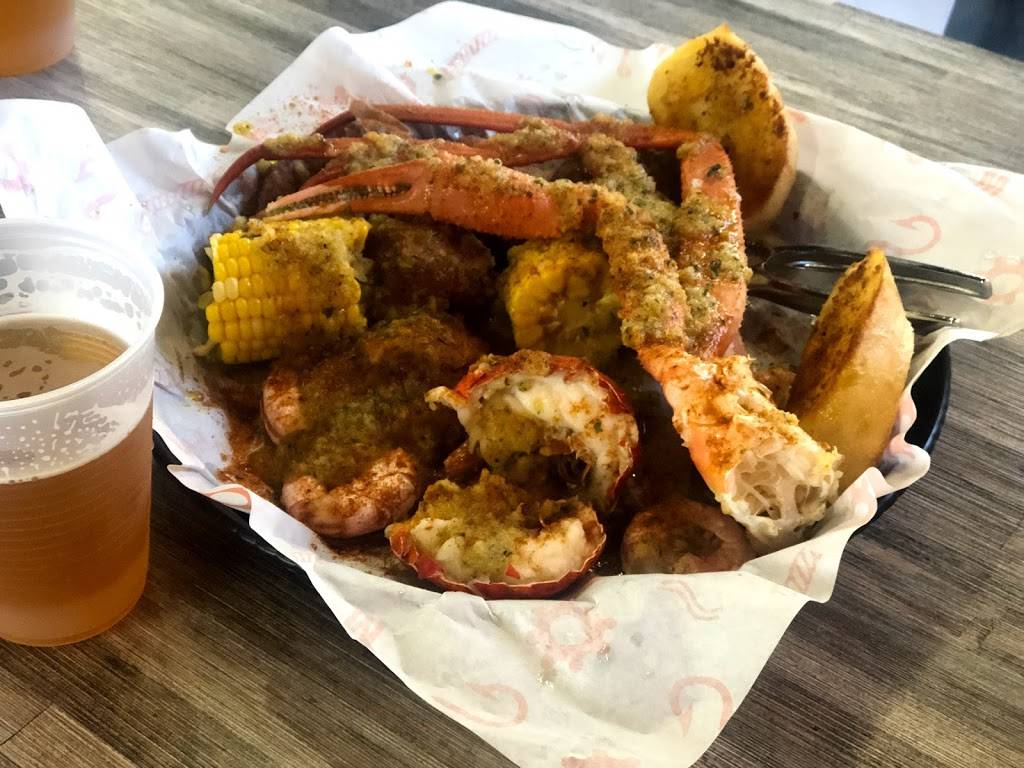 Melbourne Seafood Station | restaurant | 630 E Eau Gallie Blvd Suite 101, Indian Harbour Beach, FL 32937, USA | 3214253571 OR +1 321-425-3571