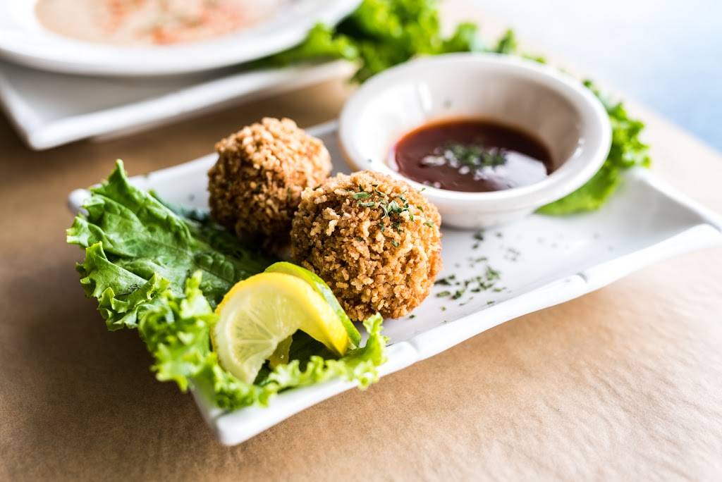 Crabby Lady Restaurant | restaurant | 123 Bayshore Way, Goodland, FL 34140, USA | 2395002722 OR +1 239-500-2722