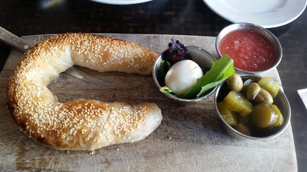 Street Cafe By Aroma | cafe | 18047 Ventura Blvd, Encino, CA 91316, USA | 8187570477 OR +1 818-757-0477