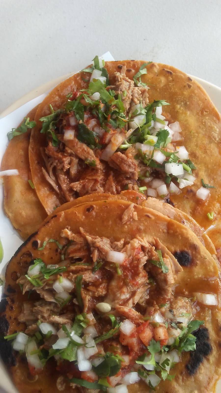 Tacos Javier | restaurant | Av. Transpeninsular 5, Infonavitlomas del Porvenir, Tijuana, B.C., Mexico | 016646307243 OR +52 664 630 7243