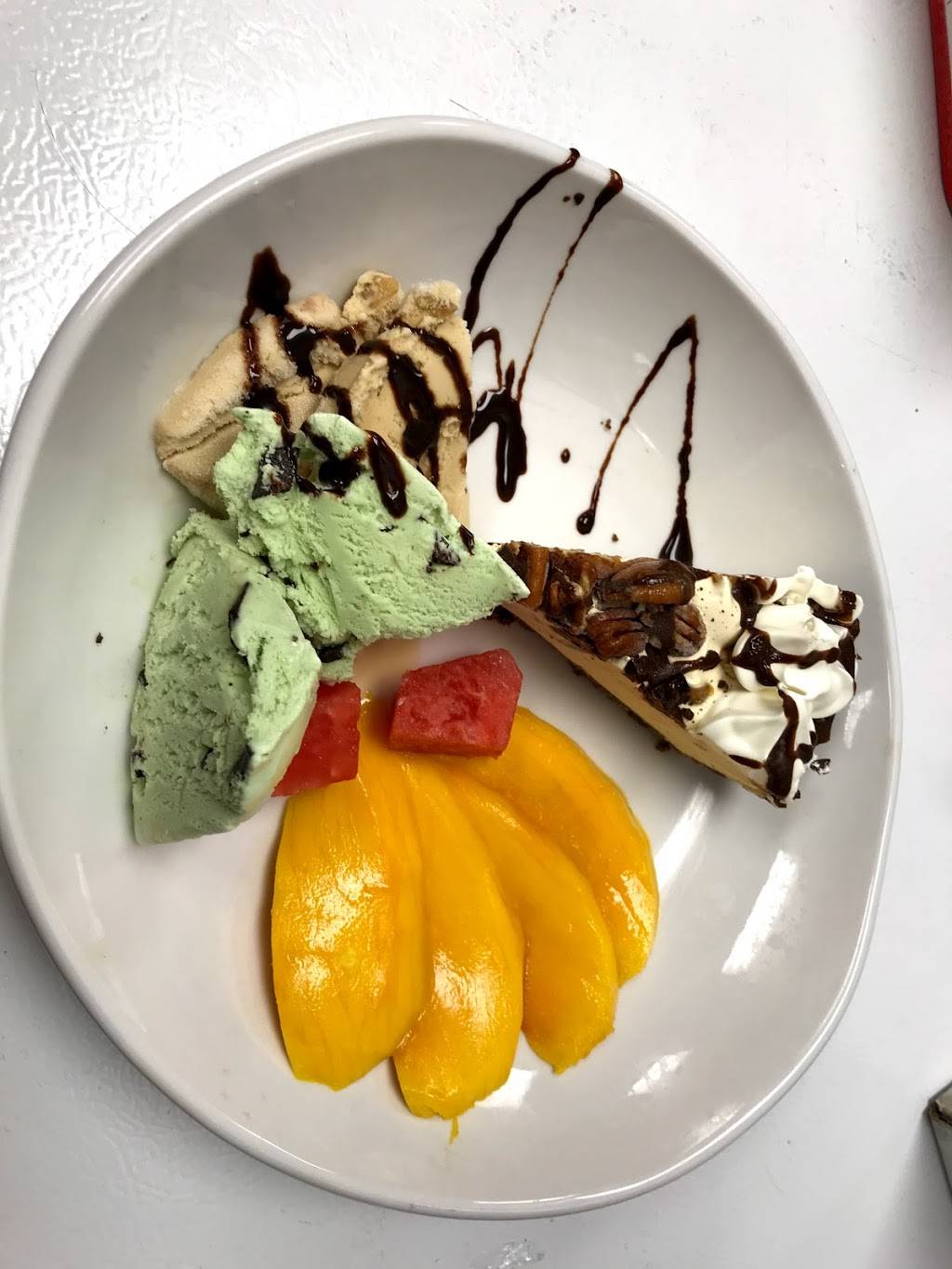 Singha Thai Viet Restaurant | restaurant | 8787 N 56th St, Temple Terrace, FL 33617, USA | 8134426631 OR +1 813-442-6631