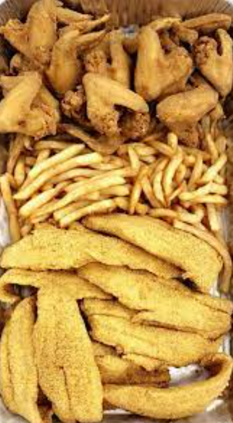 Sharxs Fish & Chicken | restaurant | 3040 Wabash Ave, Terre Haute, IN 47803, USA | 8122370041 OR +1 812-237-0041