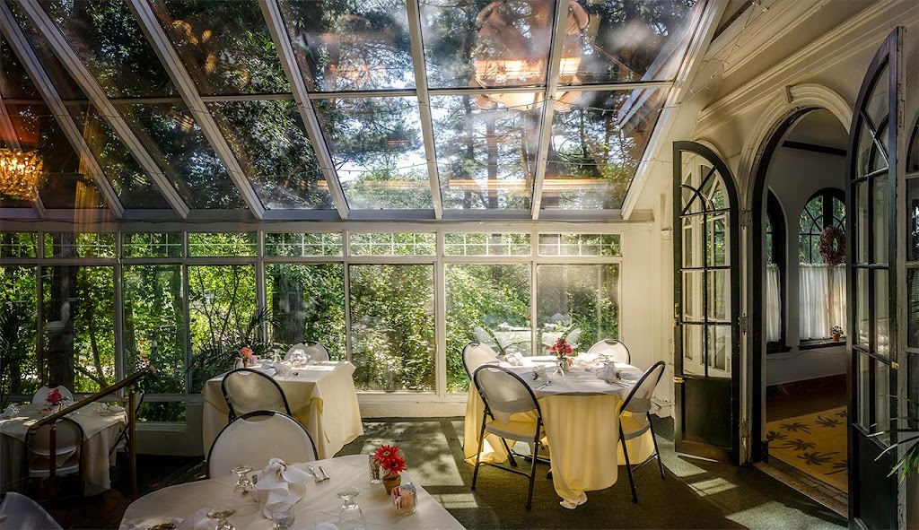 Benn Conger Inn | restaurant | 206 W Cortland St, Groton, NY 13073, USA | 6078985817 OR +1 607-898-5817