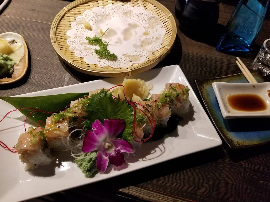 Bluefish Sushi & Grill | restaurant | 2700 Yulupa Ave, Santa Rosa, CA 95405, USA | 7077917233 OR +1 707-791-7233