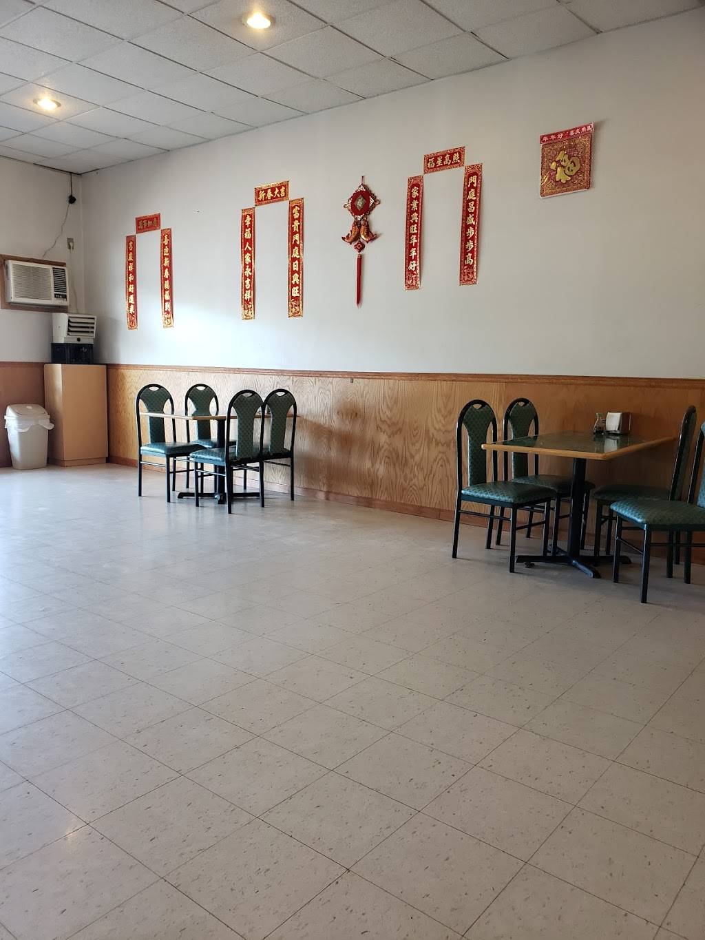 China Garden Restaurant | restaurant | 4 Rainbow Plaza, Mannington, WV 26582, USA | 3049862088 OR +1 304-986-2088