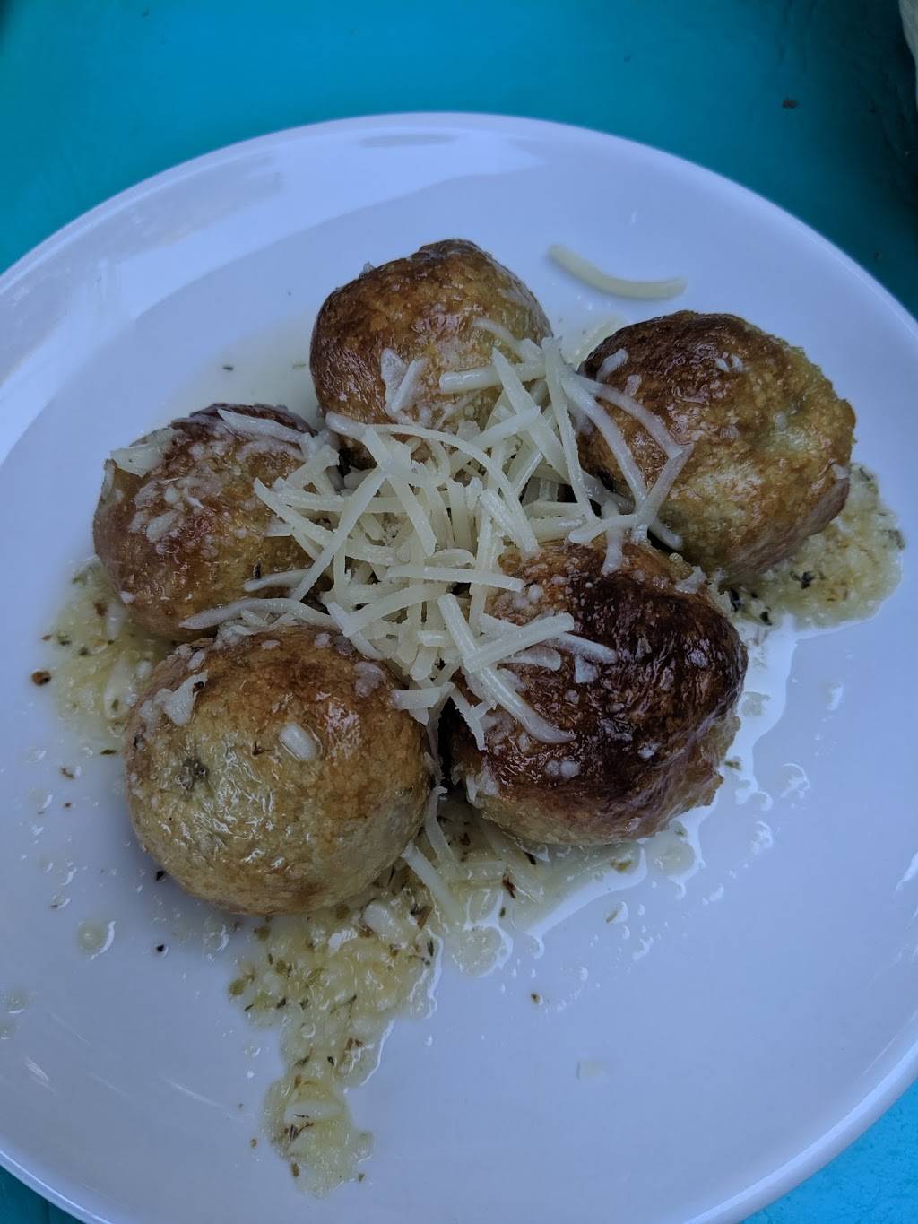 Mama Dimatteos | restaurant | 34 Kennebec Pl, Bar Harbor, ME 04609, USA | 2072883666 OR +1 207-288-3666