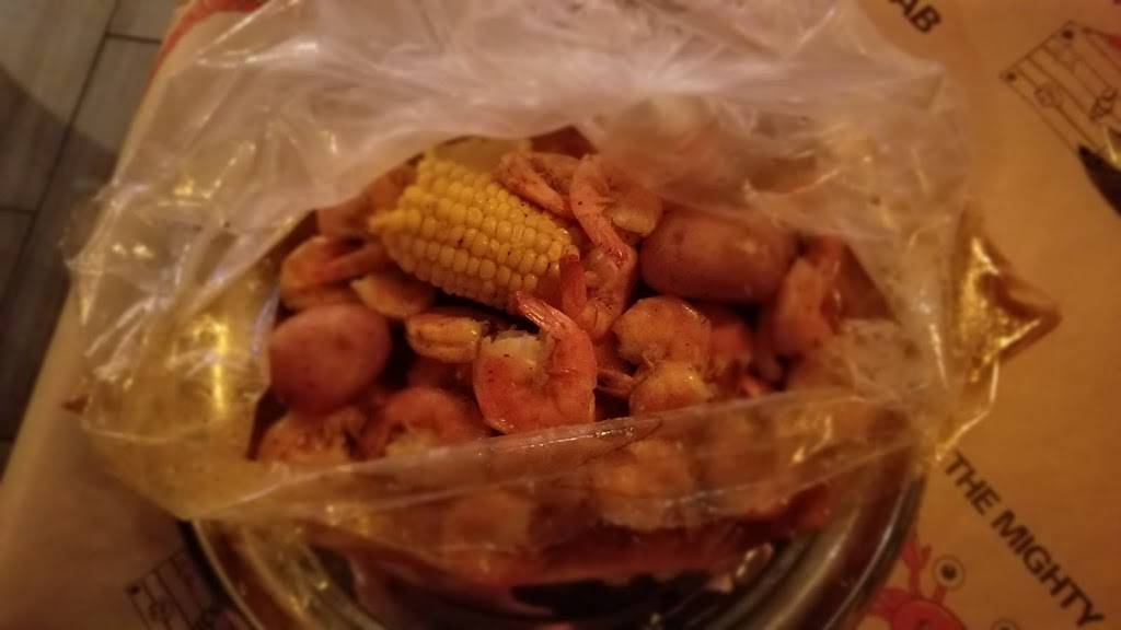 The Mighty Crab | restaurant | 2560 Lakeland Dr, Flowood, MS 39232, USA | 6015860308 OR +1 601-586-0308