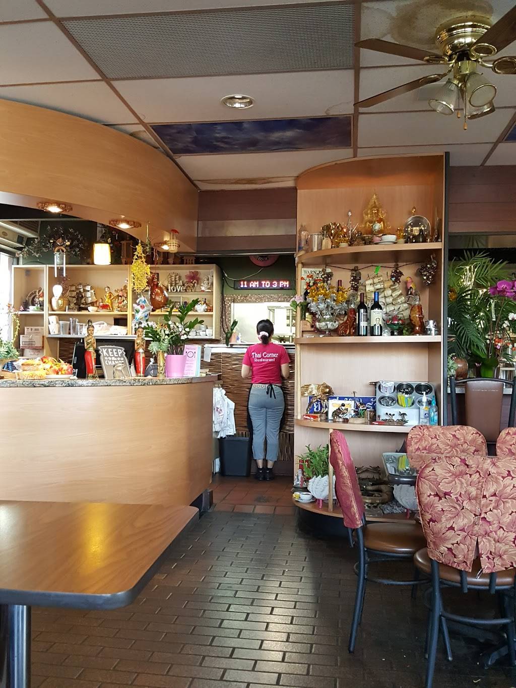 Thai Corner Restaurant | restaurant | 2615 E Carson St, Lakewood, CA 90712, USA | 5624257587 OR +1 562-425-7587