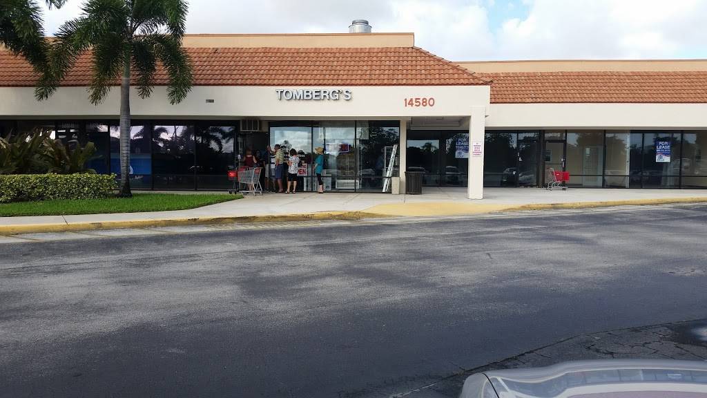Tombergs Rotisserie Chicken | restaurant | 14580 S Military Trail, Delray Beach, FL 33484, USA | 5614964833 OR +1 561-496-4833