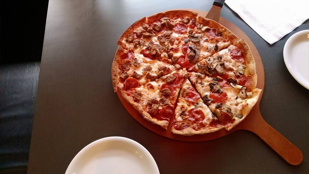 Pizza Hut | meal takeaway | 65 Main St, Savannah, TN 38372, USA | 7319255881 OR +1 731-925-5881