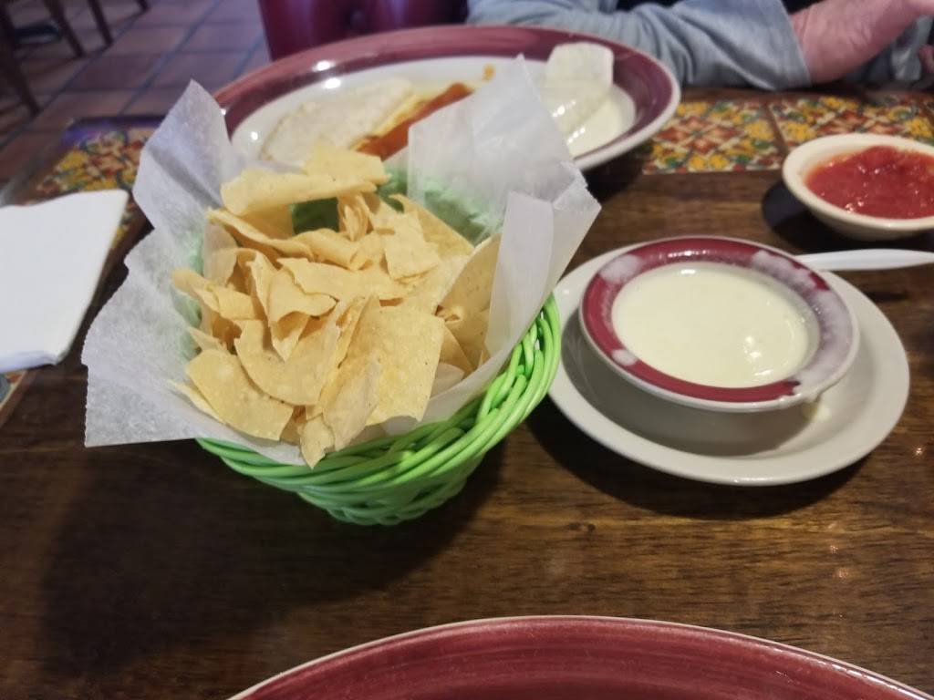 El Charro Mexican Restaurant | restaurant | 109 US-51, Senatobia, MS 38668, USA | 6625627020 OR +1 662-562-7020
