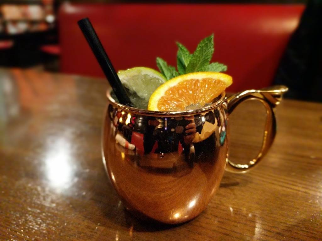 TGI Fridays | restaurant | 6577 Grand Ave, Gurnee, IL 60031, USA | 8478550007 OR +1 847-855-0007