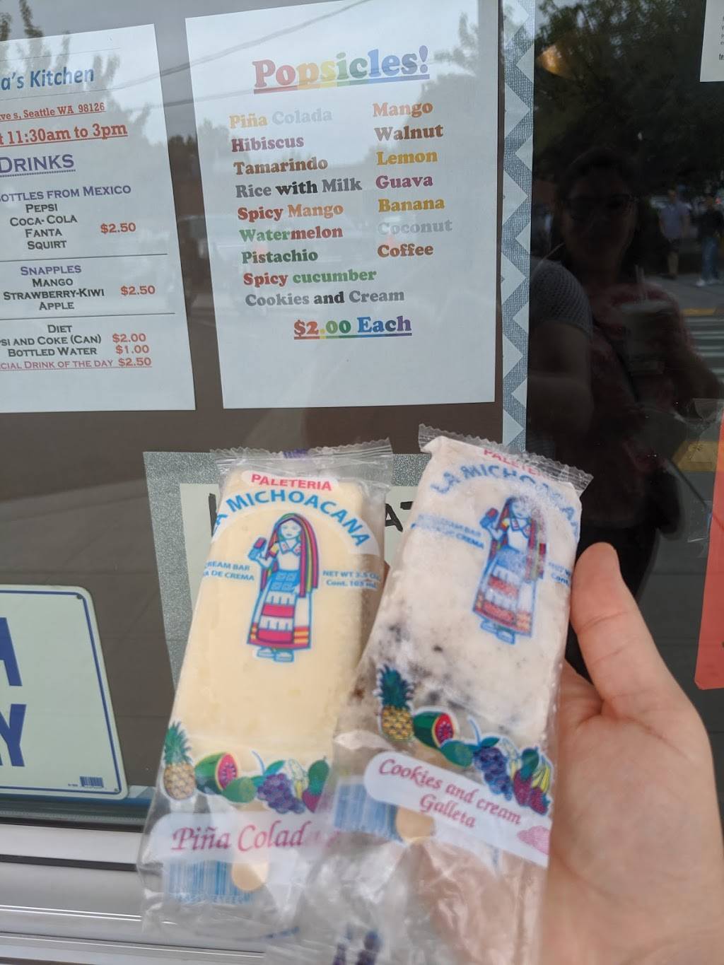 Lorenas Kitchen | restaurant | 6150-6198 12th Ave S, Seattle, WA 98108, USA | 2064604753 OR +1 206-460-4753